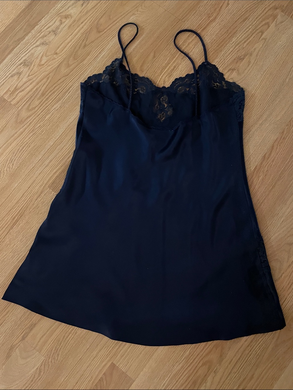 Vintage Victoria’s Secret Navy Satin Lace Nightgown Size L - Picture 5 of 6